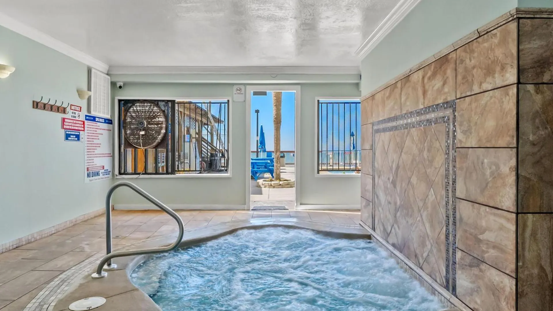 Regency Towers Panama City Beach 901 - On Cloud 9